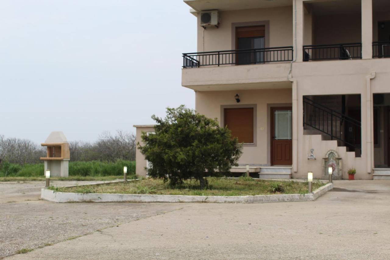 Vakis Apartments 5 Romanó Kültér fotó